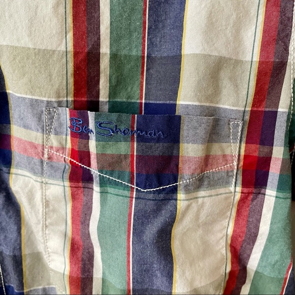 Ben Sherman Plaid Short Sleeve Button Up Shirt - Picture 3 of 4
